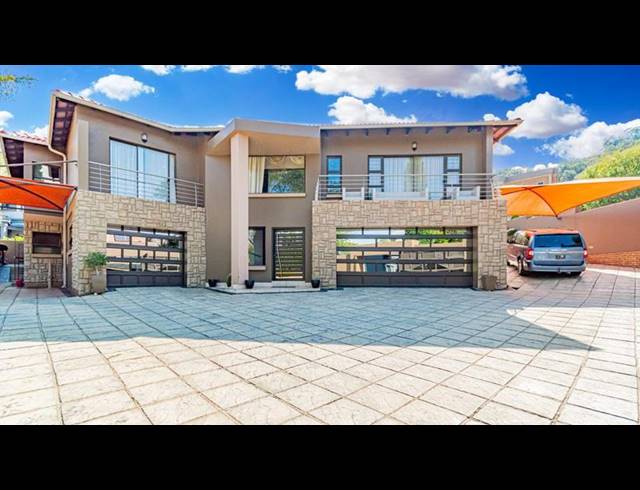 4 BEDROOM HOUSE FOR SALE IN MEYERSDAL ESTATE